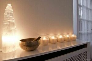 Aapje met theelichthouder